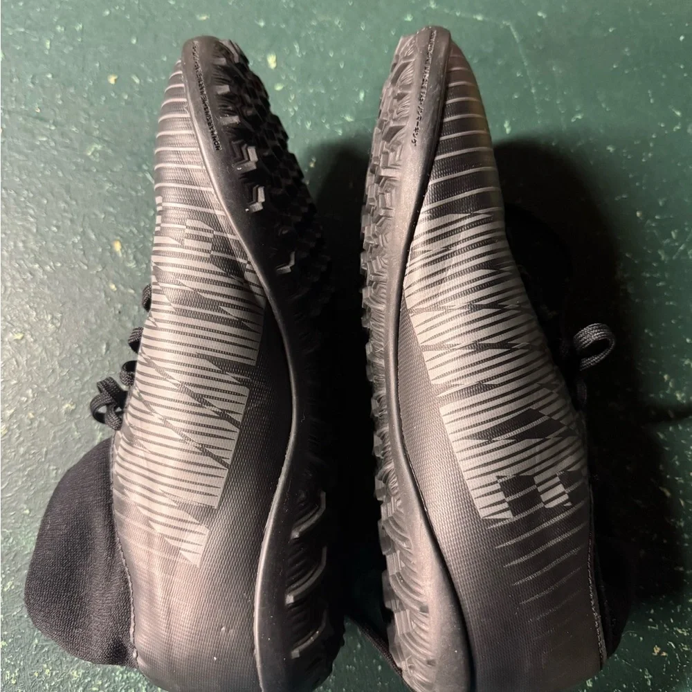 Nike Kids Mercurial Turf Soccer Shoes - Youth 5.5
